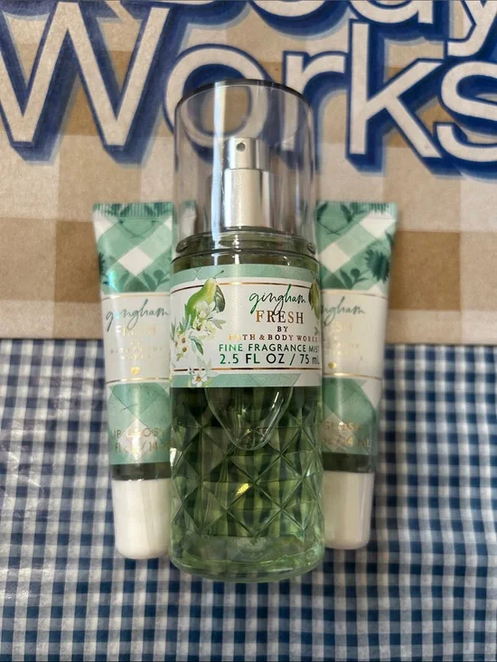 Bath & Body Works Gingham Fresh Mist & 2 Glosses