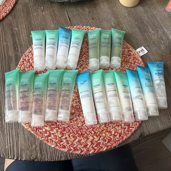 DISCONTINUED Disney H2O+ Resorts Beauty Shampoo Conditioner Bodywash Soap Lotion
