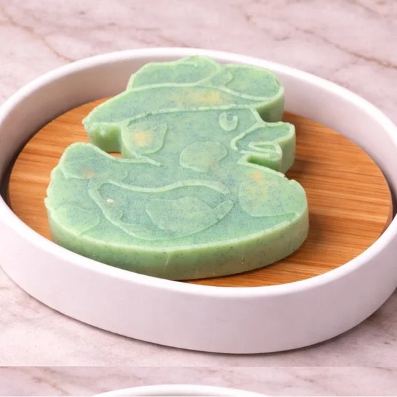 Lavender soap duck 3x3in 8oz handmade shea butter based