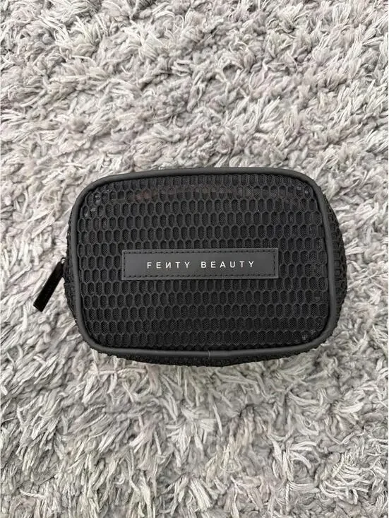 Fenty Beauty  Black Tools-and-brush