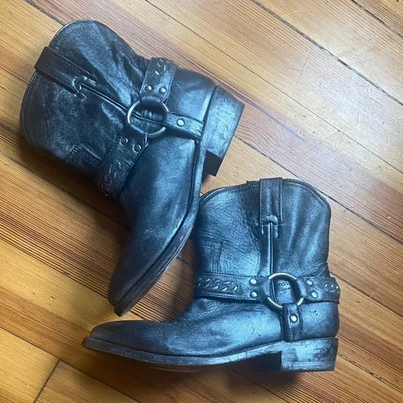 Frye Billy chain metallic black Western Harness Booties