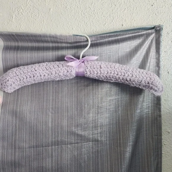 Set of 2 Vintage Style Padded Hangers Lavender Crochet &‎ Pink Satin Lace padded