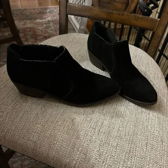 Lucky Brand black and brown booties size 7 1/2