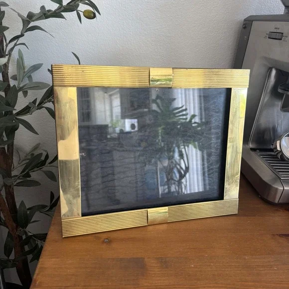 Vintage Brass Picture Frame Gold Ribbed Hollywood Regency 10x12 Tabletop Korea