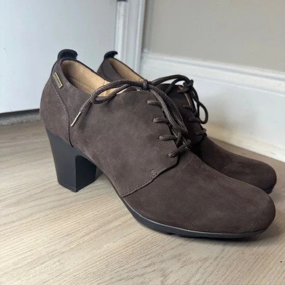 Comfortiva Leather Ankle Boots Lace Up‎ Heeled Booties Brown Women's 9.5M