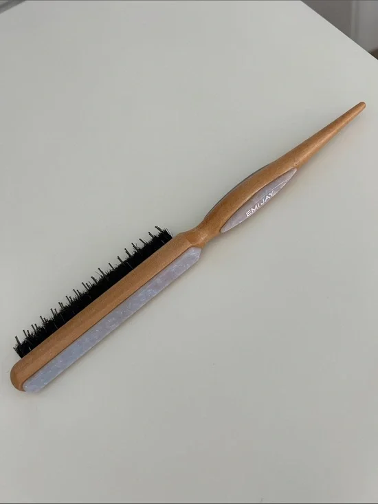 Emi Jay Brush