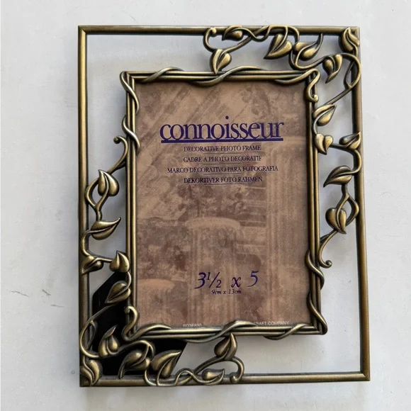 Connoisseur Decorative Metal Vine Photo Frame 3.5x5 | Vintage Style Gold Tone