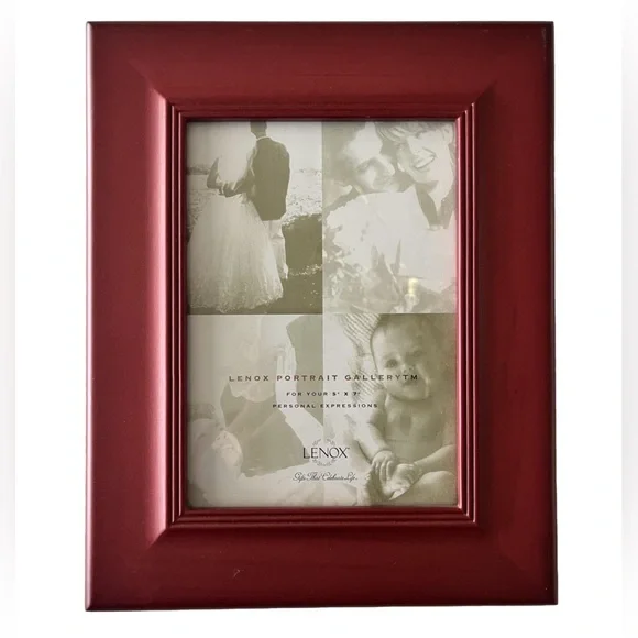 Lenox Mahogany Tone Wood 5 x 7 Photo Frame
