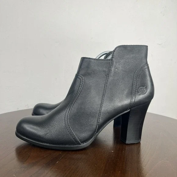 Born Claire Boots Women's 7.5M Black Leather‎ Block Heel Ankle Booties Zip