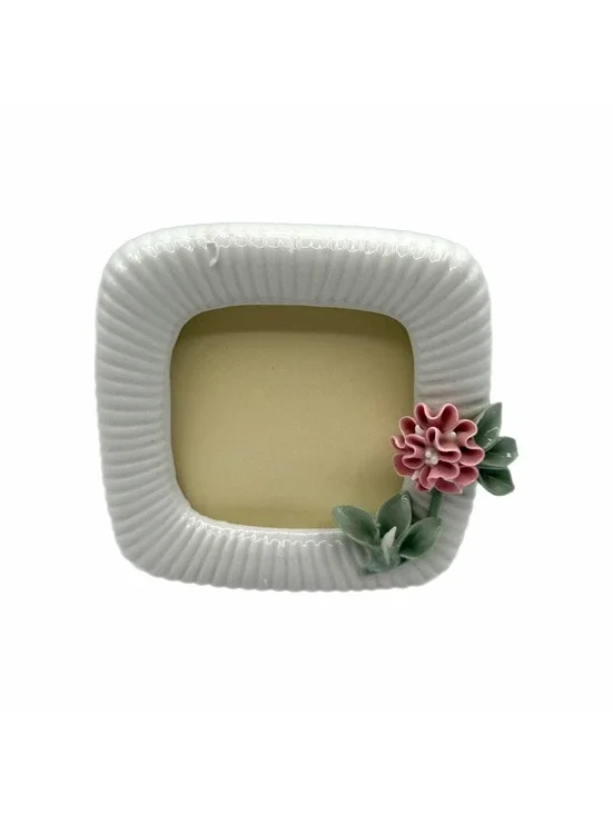 Vintage 3D Sculpted Floral White Ribbed Porcelain Picture Frame – 3x3-Inch Photo