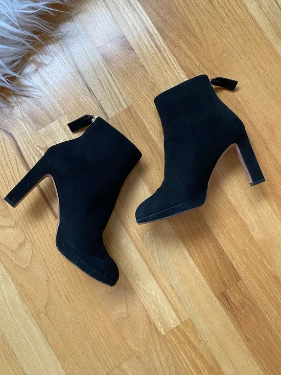 Stuart Weitzman Black Suede Platform Block Heel Ankle Boottie
