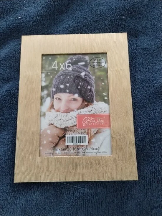 Gold picture frame