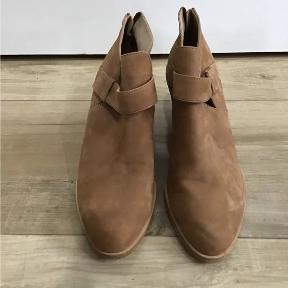 EILEEN FISHER Vero Cuoio Brown Tan‎ Suede Leather Strap Women's Booties Size 9