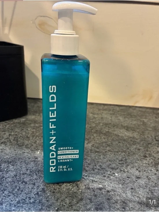 NEW Rodan + Fields Smooth Conditioner