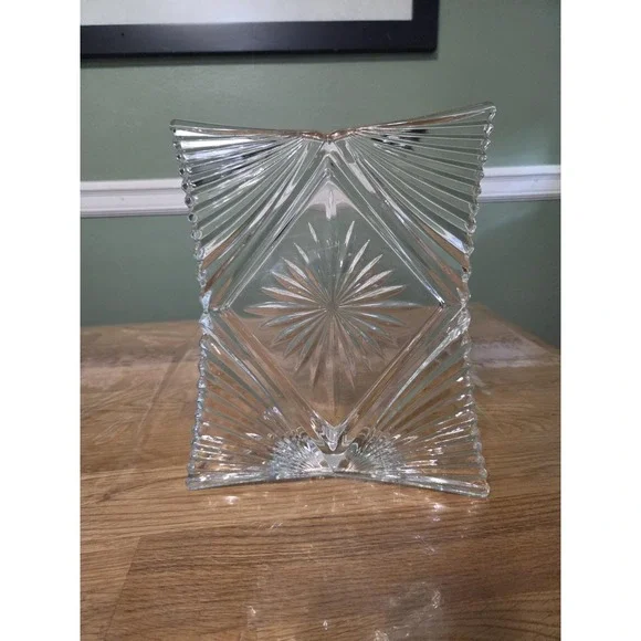 Mikasa Starlet Beveled Crystal Photo Frame 5.25