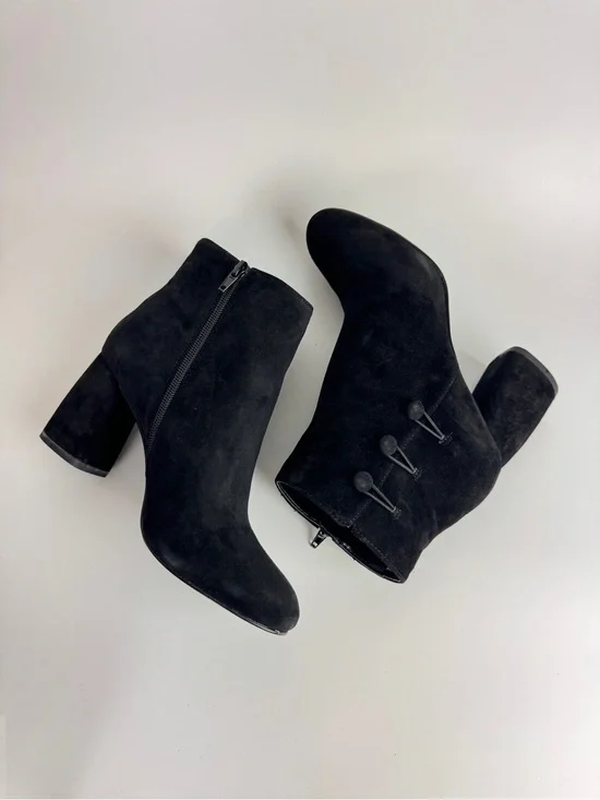 Nine West Black Suede Button Accent Block Heel Ankle Boots