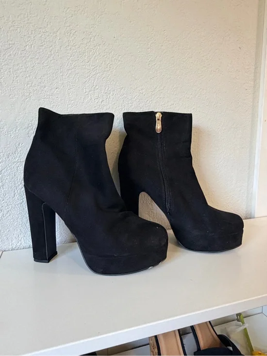 Black Platform Suede Ankle Boots - Women's High Heel Bootie