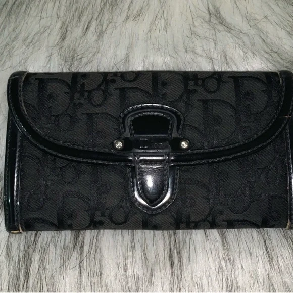 Authentic Dior Monogram logo design wallet vintage