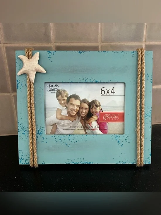 New Coastal Starfish 6x4 Picture Frame in Seafoam Blue