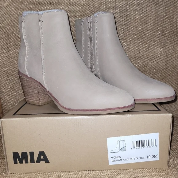 Mia Women's Sz 10 Side Zip Ankle‎ Boots Tan Faux Leather Stacked Heel New In Box