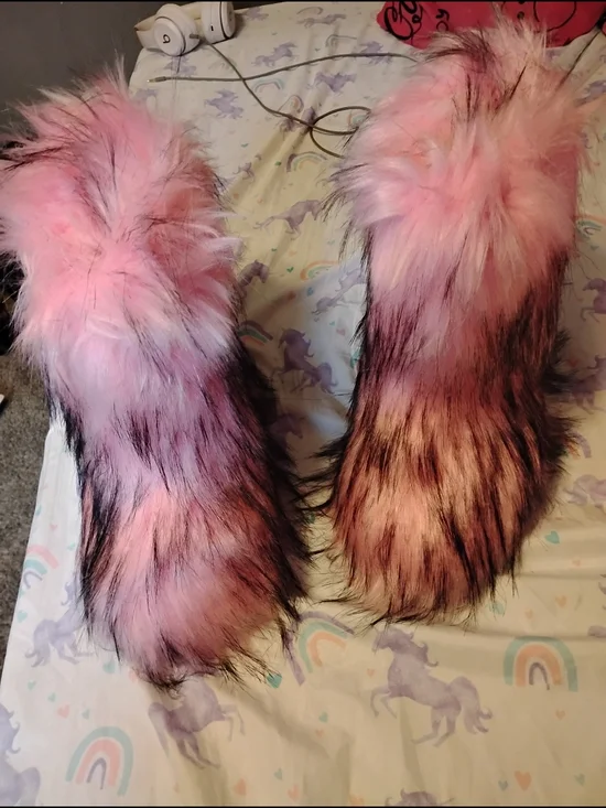 Pink Faux Fur Fuzzy Leg Warmers