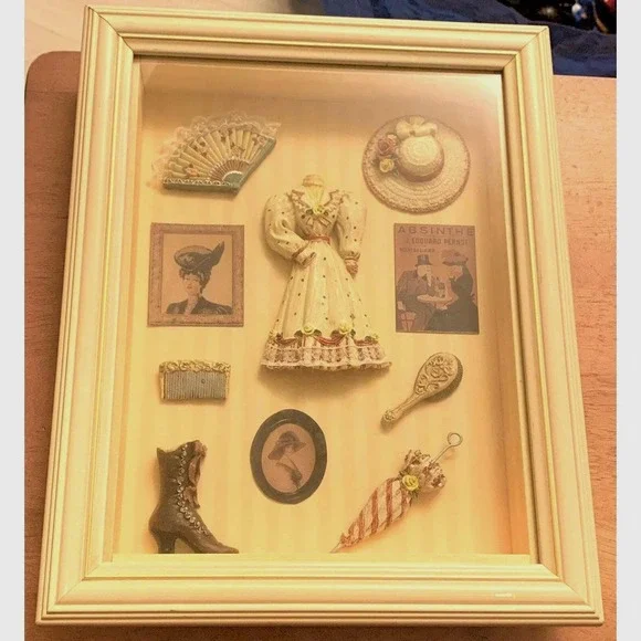 Arister Gifts Victorian Fashion‎ Dress and Accessories Frame Shadow Box