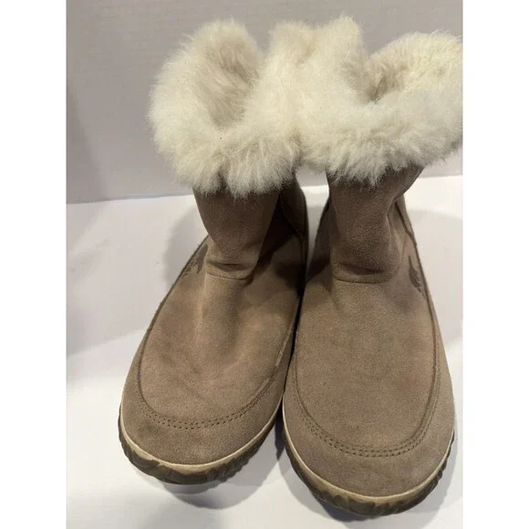 Sorel Out N About Bootie Suede Faux Fur Lining Gray Women’s Size 7 NL3073-061