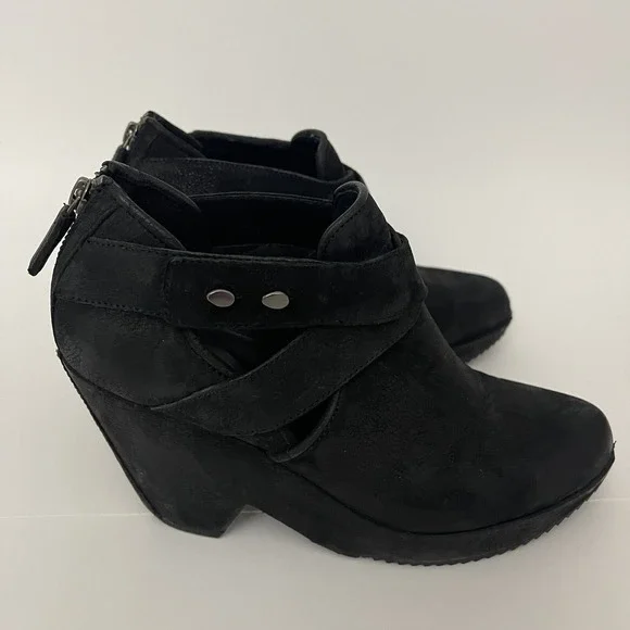 Eileen Fisher Nubuck Black Suede Leather‎ Women's Ankle Boots Booties Sz 8.5