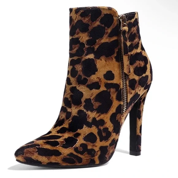 IDIFU NIB Dana Leopard Bootie 5 Black Brown Gold Stiletto Heel Animal Print