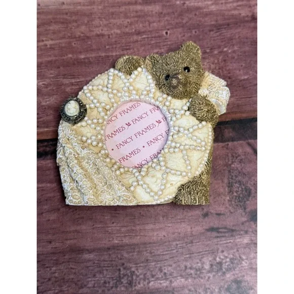 Fancy Frames With Bears ~ Vintage ~ Set Of Two