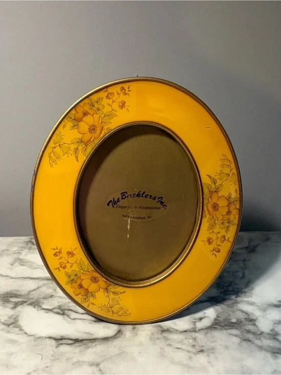 Saks Fifth Ave Yellow Floral Oval Picture Frame The Buckler’s Inc