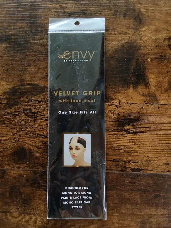 envy Velvet Grip With Lace Inset