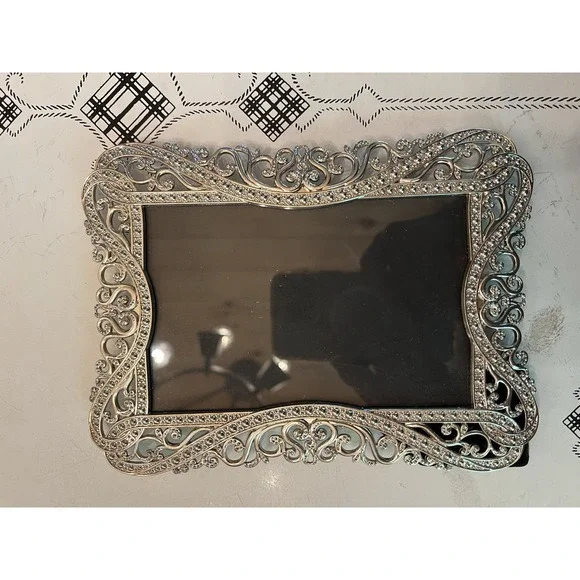 Beautiful Ornate Metal Silver Picture Frame 3