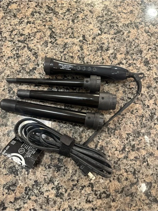 Paul Mitchell Black Interchangeable Curling Wand Set with Multiple Barrels
