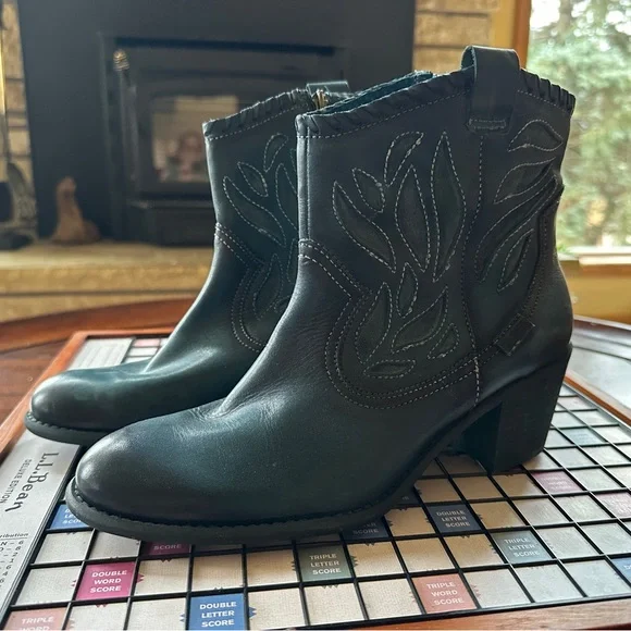 PIKOLINOS teal western  Leather Ankle Boots
