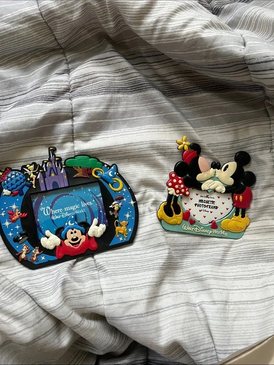 Disney Magnetic Photo Frames - Blue & Red