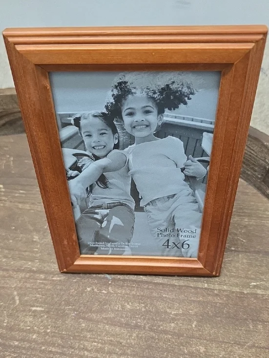 Solid Wood 4x6 Photo Frame in Warm Brown