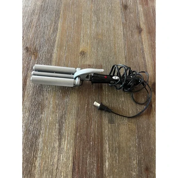 Revlon Triple Barrel Hair Waver Ceramic Beach Waver Styling Tool Black Silver