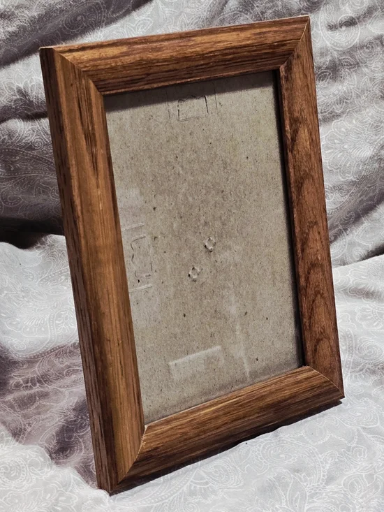 Vintage Solid Wood 4x6 Picture Frame | Brown Mitered Tabletop Frame w/ Glass