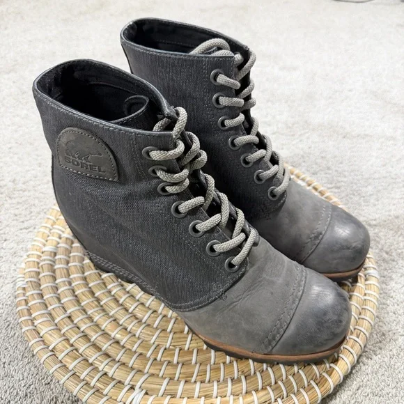 Sorel Women’s PDX Lexie Wedge Lace-Up Ankle Boots Bootie in Gray Quarry 10