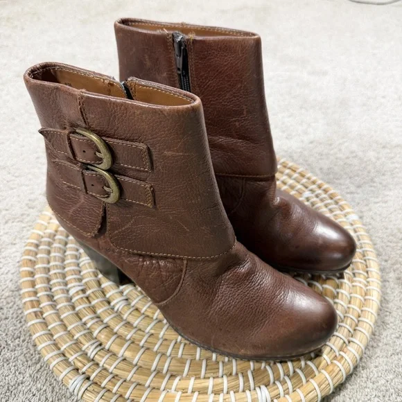 b.o.c Women’s Viana Leather Booties Ankle Boots Blocked Heel Zip Side in Brown 8