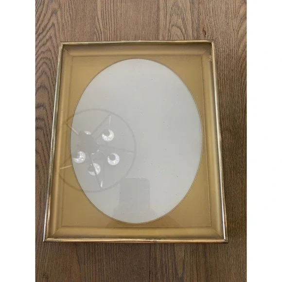 Vintage Gold Metal Photo Frame Oval Opening 8x10 Tabletop Wall Hanging Regency