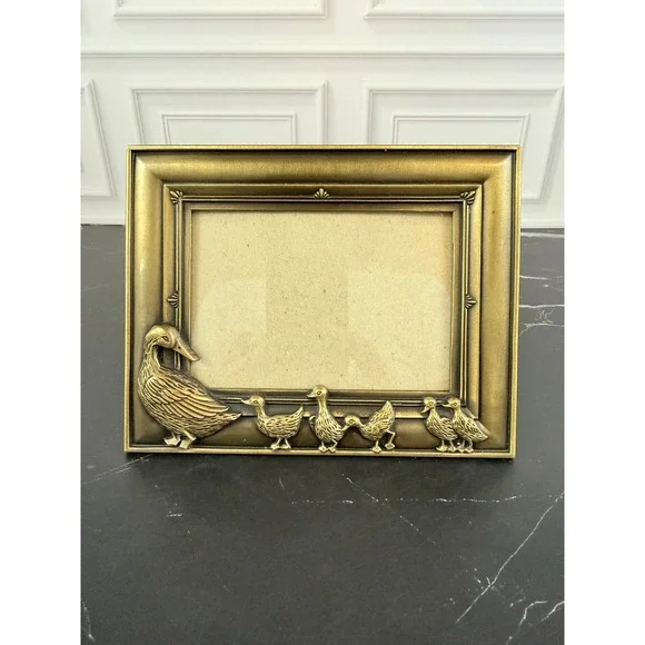 Vintage Brass Carr Brand Duck Duckling 3 1/2 X 5 Standing Photo Frame EUC!