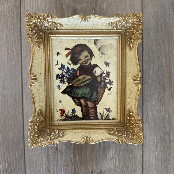 Vintage Hummel Berta Bashful Pull String Music Box Picture Frame 7