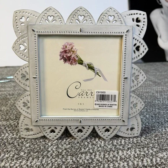 2002 Carr Frames 5x5 Photo Frame Burnes of Boston Heart Lace Border 237C1