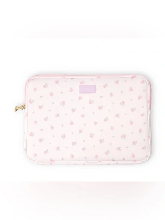 IN HAND LoveShackFancy Yoobi Blooming Heirloom Laptop Sleeve Strawberry Macaroon
