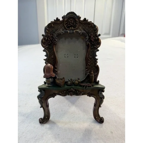 Victorian Vanity Table Picture Frame Resin Rose ornate 4 X 6 Easel Back Decor