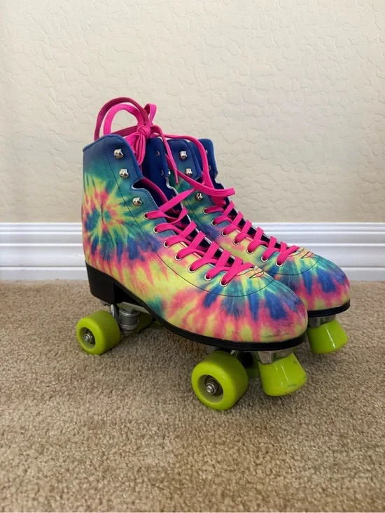 Women’s Tie-Dye Quad Roller Skates with Pink Laces