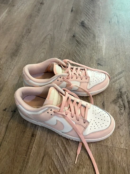 Nike Dunks