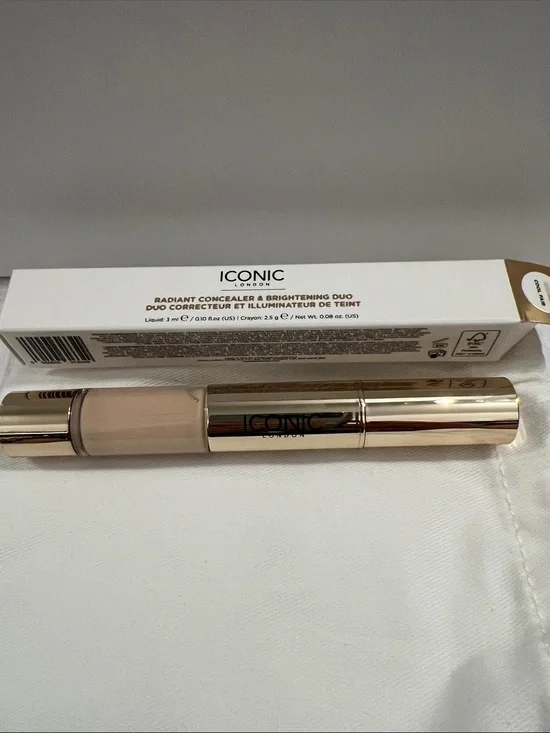 ICONIC London Radiant Concealer & Brightening Duo - Cool/Fair